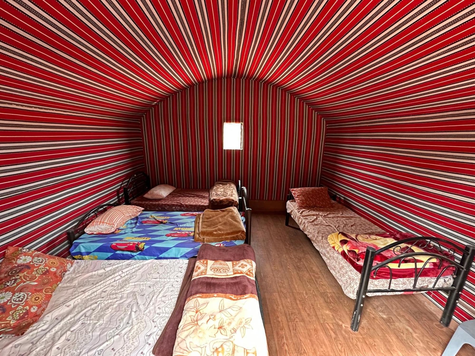 Sunset Dreams Camp Apartment วาดิรัม ภายนอก รูปภาพ